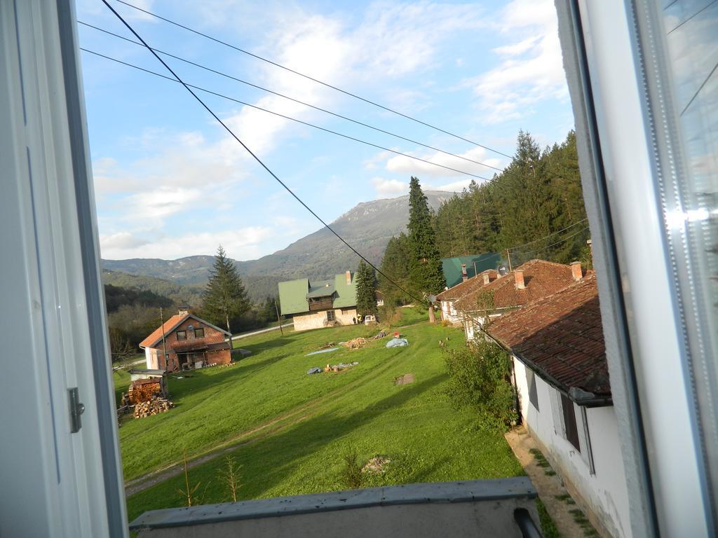 Apartman Sutjeska Tjentiste Exteriér fotografie
